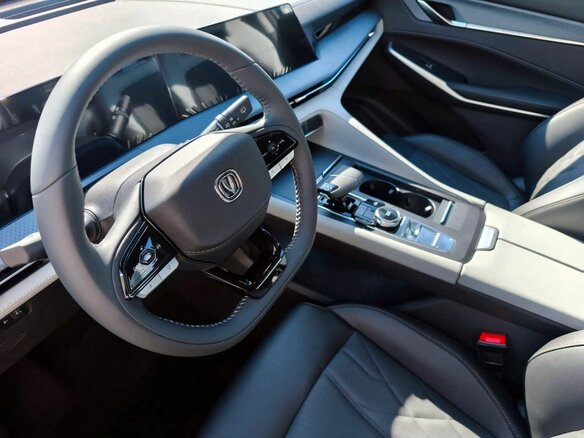 2026 Changan CS75 Plus IV, серый, 4299900 рублей - вид 7