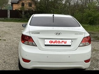 2011 Hyundai Solaris I, белый, 785000 рублей, вид 4