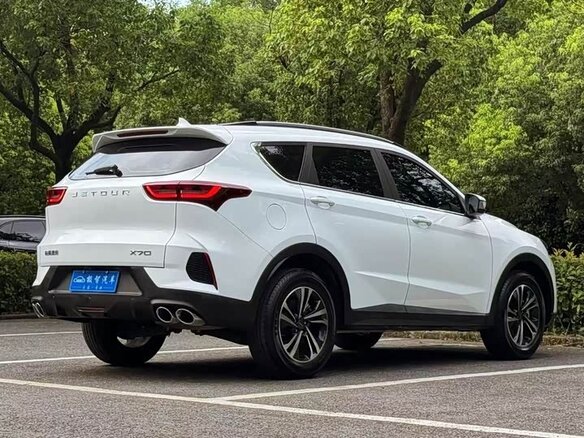 2024 Jetour X70 I Рестайлинг 2, белый - вид 4
