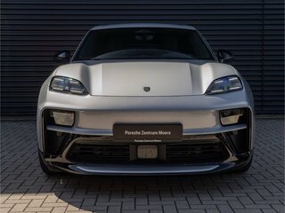 2026 Porsche Macan Turbo II, серебристый, 19550032 рублей, вид 2