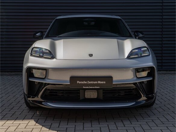 2026 Porsche Macan Turbo II, серебристый, 19550032 рублей - вид 1