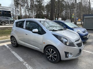 2011 Chevrolet Spark III, серебристый, 450000 рублей, вид 3