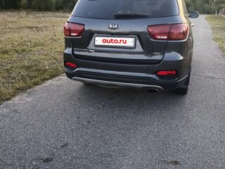 2019 Kia Sorento III Prime Рестайлинг, серый, 2350000 рублей, вид 3