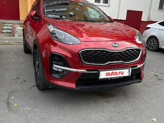 2019 Kia Sportage IV Рестайлинг, красный, 2250000 рублей, вид 3