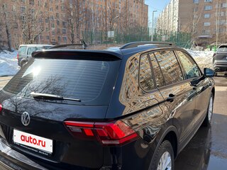 2020 Volkswagen Tiguan II, чёрный, 3000000 рублей, вид 4