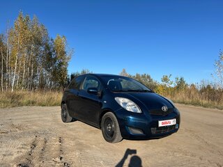 2010 Toyota Yaris III, синий, 420000 рублей, вид 4