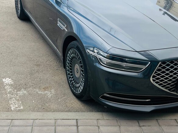 2021 Genesis G90 I Рестайлинг, серый, 4000000 рублей - вид 7