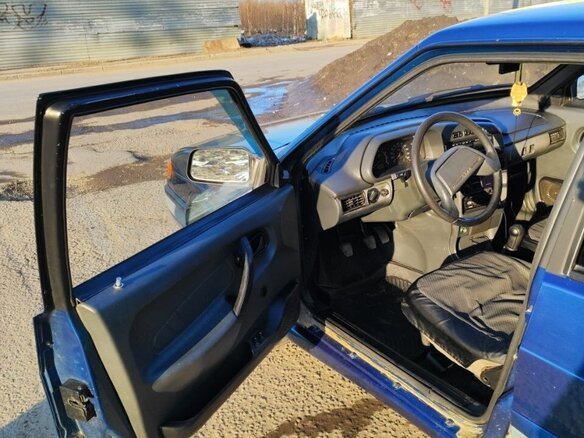 2004 Lada (ВАЗ) 2115, синий, 300000 рублей - вид 18