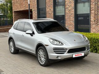 2010 Porsche Cayenne II (958), серый, 2095000 рублей, вид 2