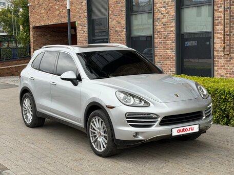 2010 Porsche Cayenne II (958), серый, 1895000 рублей, вид 2