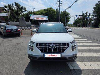 2023 Hyundai Venue I, белый, 1456000 рублей, вид 3