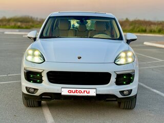 2015 Porsche Cayenne Diesel II Рестайлинг (958), белый, 3185000 рублей, вид 2