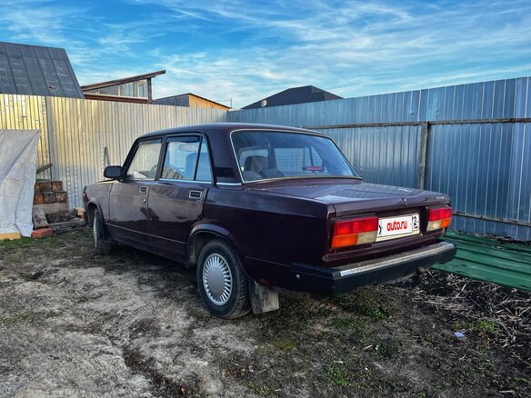 2005 Lada (ВАЗ) 2107, пурпурный, 179000 рублей - вид 2