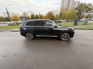 2023 Geely Monjaro I, чёрный, 4000000 рублей, вид 4