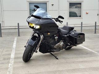 2022 Harley-Davidson CVO Road Glide, чёрный, 3100000 рублей, вид 4