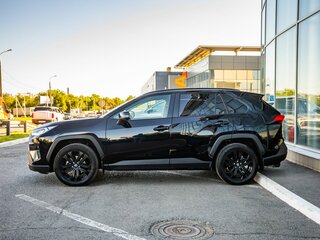 2020 Toyota RAV4 V (XA50), чёрный, 3298000 рублей, вид 4