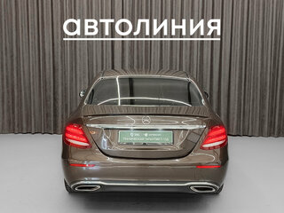 2016 Mercedes-Benz E-Класс 200 V (W213, S213, C238), коричневый, 2299000 рублей, вид 5