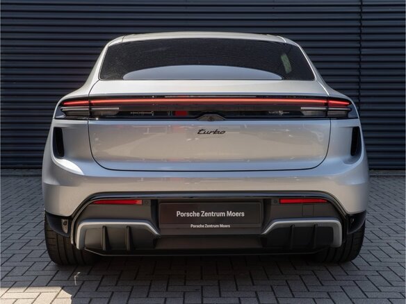 2026 Porsche Macan Turbo II, серебристый, 19550032 рублей - вид 7
