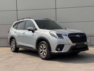2022 Subaru Forester V Рестайлинг, серебристый, 3090000 рублей, вид 1