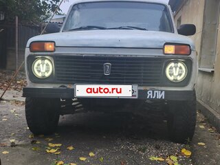 2000 Lada (ВАЗ) 2121 (4x4) I Рестайлинг, белый, 220000 рублей, вид 1