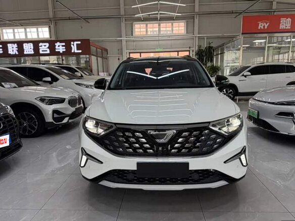 2023 Jetta VS7 I Рестайлинг 1, белый, 1488999 рублей - вид 1