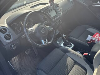 2014 Volkswagen Tiguan I Рестайлинг, чёрный, 2000000 рублей, вид 3