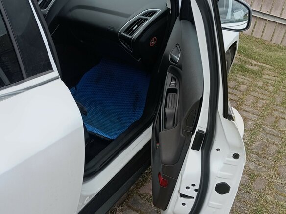 2013 Ford Focus III, белый, 565000 рублей - вид 7