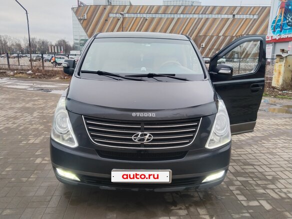 2011 Hyundai Grand Starex I, чёрный, 1650000 рублей - вид 1