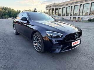 2021 Mercedes-Benz E-Класс 200 V (W213, S213, C238) Рестайлинг, чёрный, 4950000 рублей, вид 3