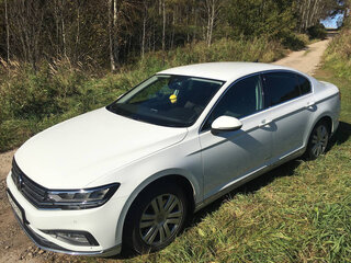 2021 Volkswagen Passat B8 Рестайлинг, белый, 2599000 рублей, вид 2