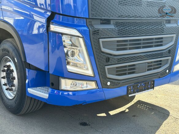 2021 Volvo FH 540, синий, 9300000 рублей - вид 9