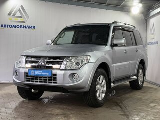 Mitsubishi Pajero IV Рестайлинг 1