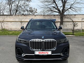 2019 BMW X7 40i I (G07), серый, 7350000 рублей, вид 1