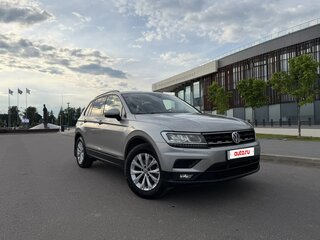 2020 Volkswagen Tiguan II, серебристый, 2180000 рублей, вид 2