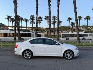 2013 Skoda Octavia III (A7), белый, 990000 рублей, вид 5