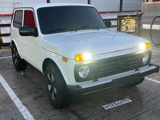 2004 Lada (ВАЗ) 2121 (4x4) I Рестайлинг, белый, 420000 рублей, вид 5
