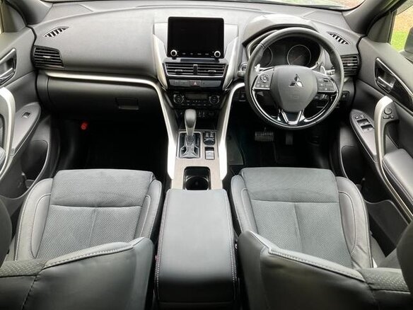 2023 Mitsubishi Eclipse Cross I Рестайлинг, серебристый, 1870000 рублей - вид 12