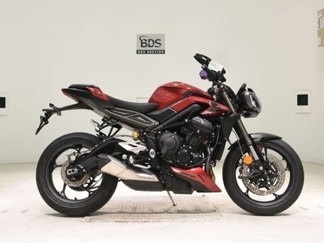 2024 Triumph Street Triple, красный, 1022000 рублей, вид 2