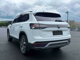 2023 Volkswagen Tayron I Рестайлинг, белый, 1860000 рублей, вид 4