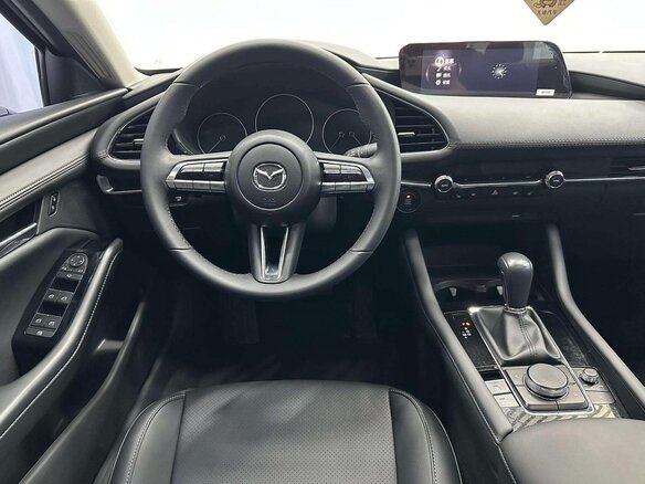 2023 Mazda 3 Axela IV (BP), белый, 1650000 рублей - вид 6
