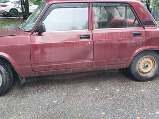 2011 Lada (ВАЗ) 2107, красный, 180000 рублей, вид 4