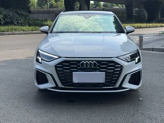 2022 Audi A3 Sportback 35 TFSI IV (8Y), белый, 2000002 рублей, вид 2