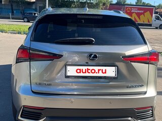 2017 Lexus NX 200 I Рестайлинг, серый, 2800000 рублей, вид 3