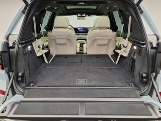 2024 BMW X7 40i I (G07) Рестайлинг, серый, 13950000 рублей, вид 4