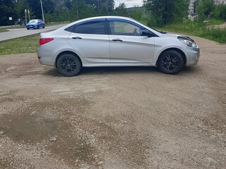 2012 Hyundai Solaris I, серебристый, 630000 рублей, вид 5