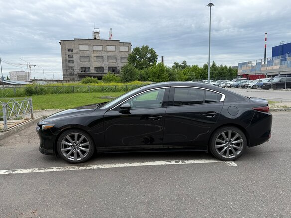 2019 Mazda 3 IV (BP), чёрный, 1790000 рублей - вид 8