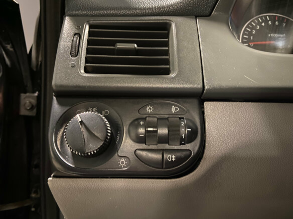 2010 Lada (ВАЗ) Priora I, чёрный, 299000 рублей - вид 18