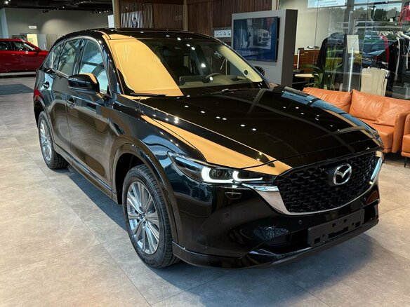 2026 Mazda CX-5 II Рестайлинг, чёрный - вид 1