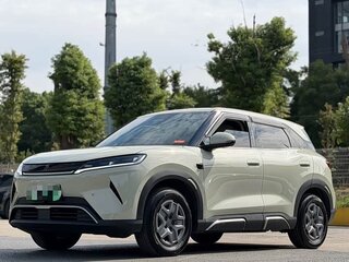 2025 BYD Yuan Up 45.12 kWh, зелёный, 1820000 рублей, вид 1