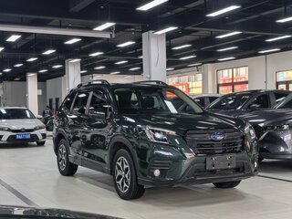 2022 Subaru Forester V Рестайлинг, зелёный, 2330000 рублей, вид 3
